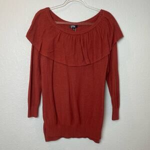 BNWT! TCEC Gretchen Off the Shoulder Ruffle Sweater in Brick Size L